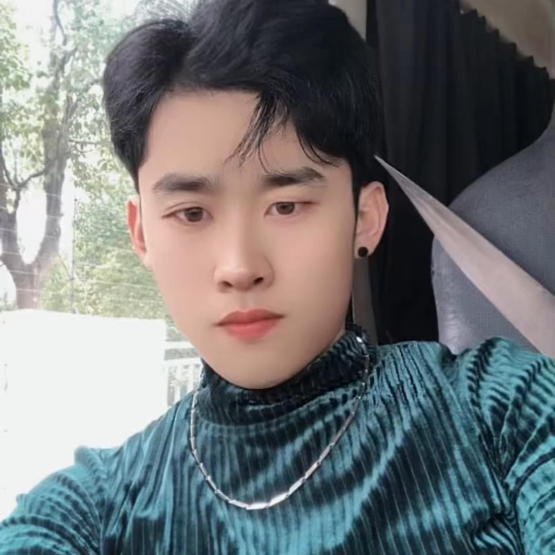 一天一千二百块的男人