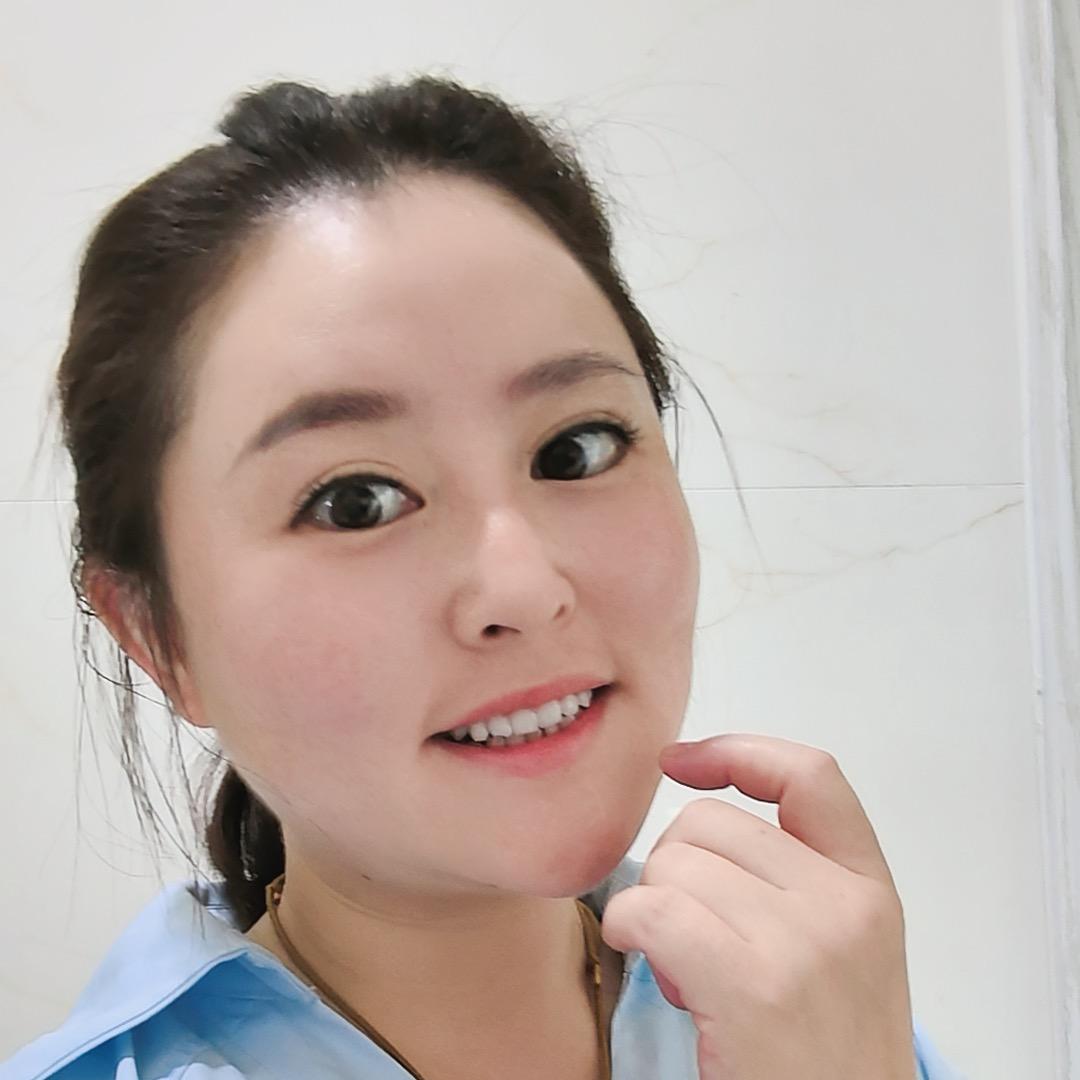纤姿达盛世名媛明媚