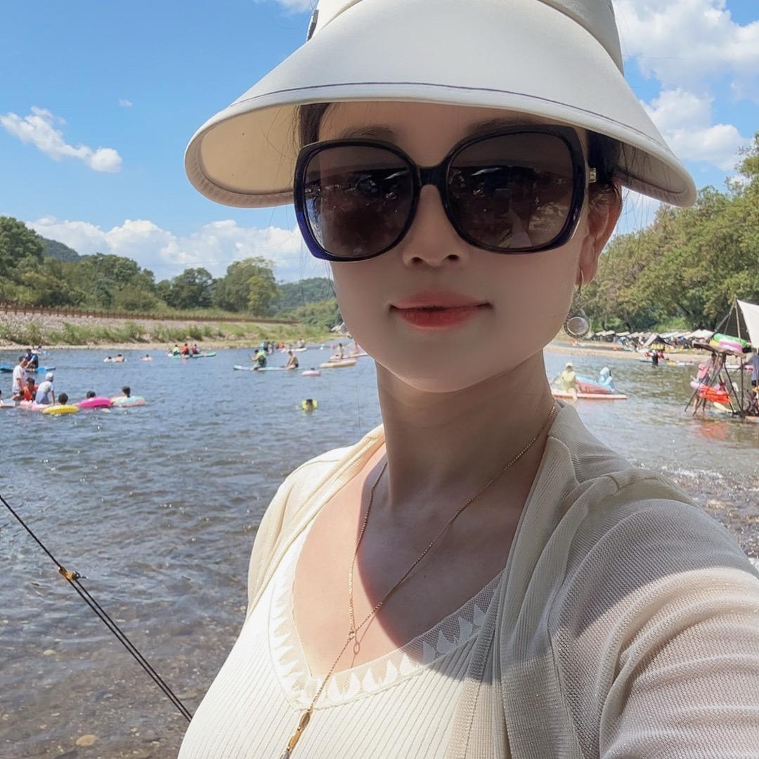 橱窗小燕子！💋