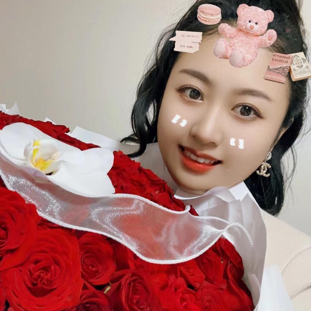 汤汤爱吃小龙虾