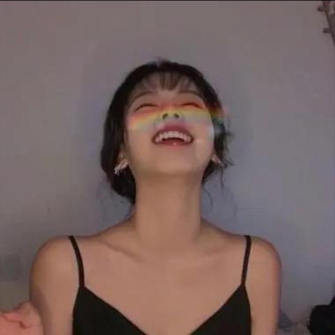 一裙锦鲤吖