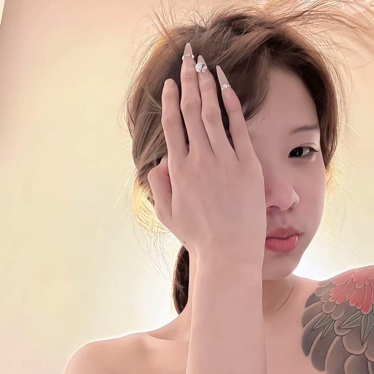 小贝.
