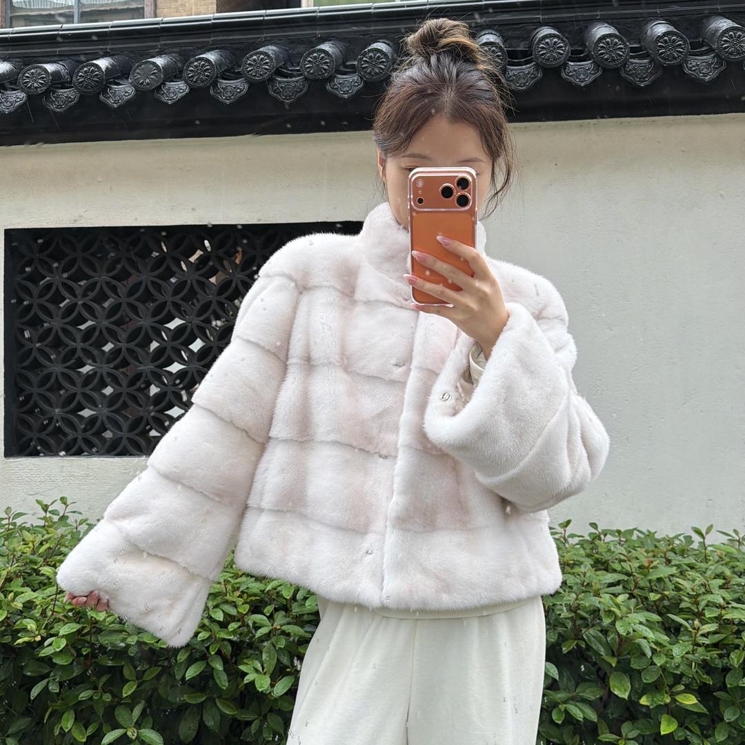 汪大喜皮草旗舰店大喜