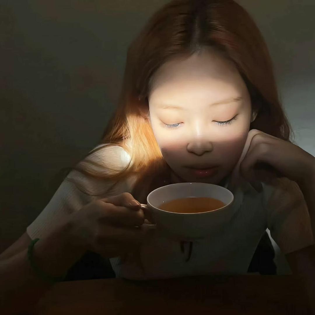 没事就爱甩脸子