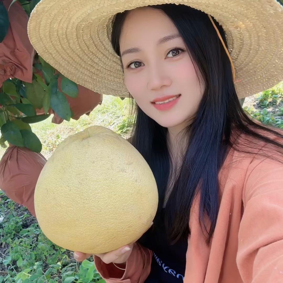 芳芳果树苗木专营店