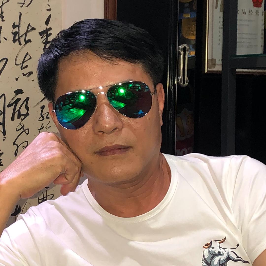 兆忠