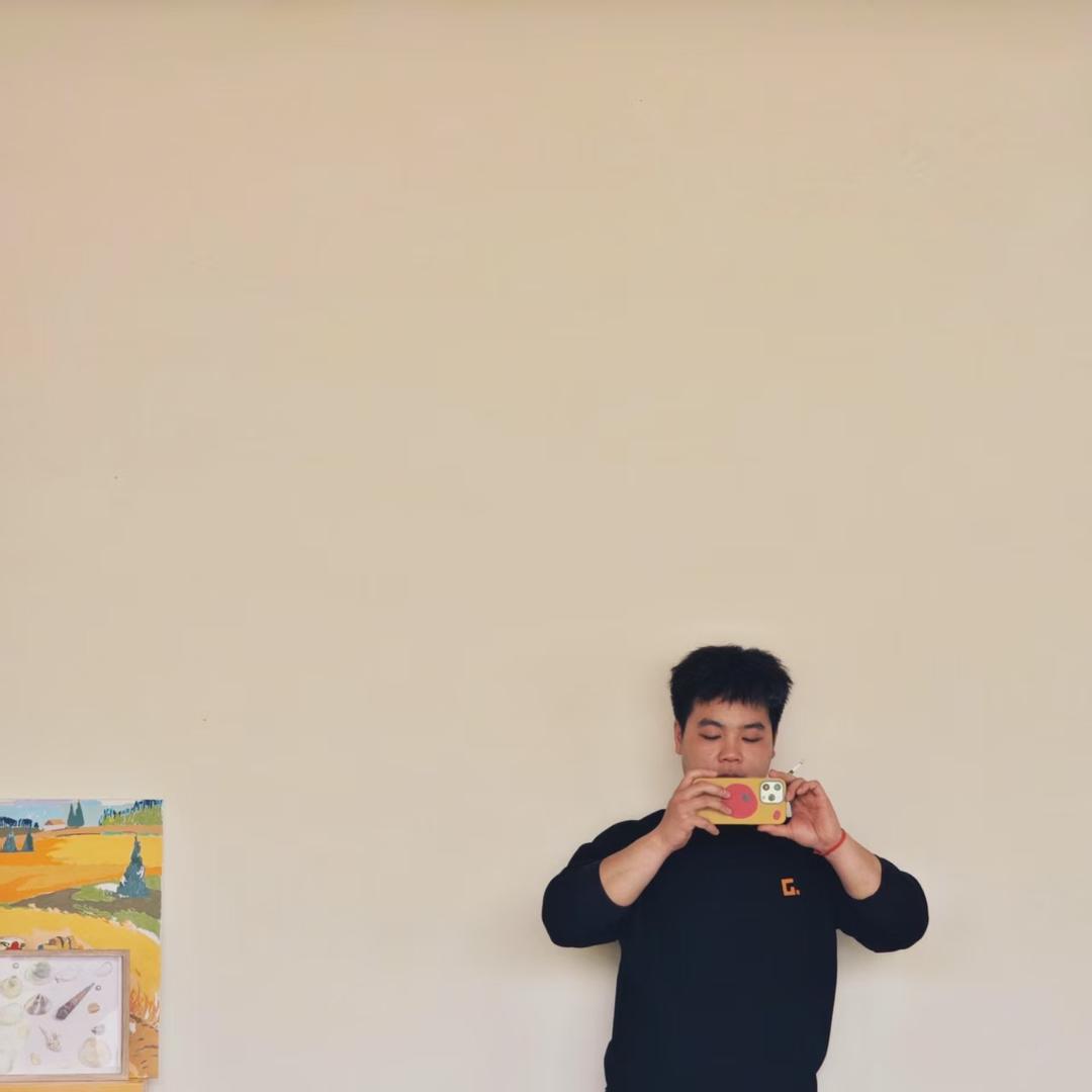 摇晃的橘子汽水瓶