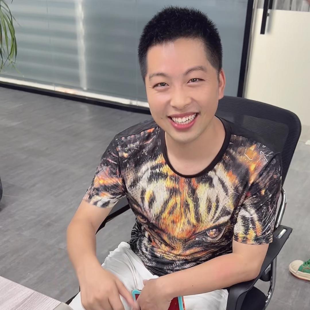 史亚雄的小卖部
