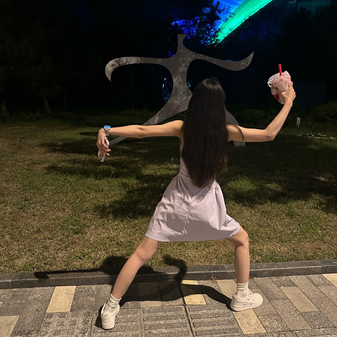 白色🦑