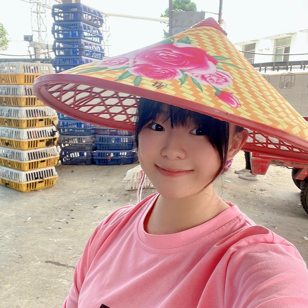 贵州养鸡人小玥