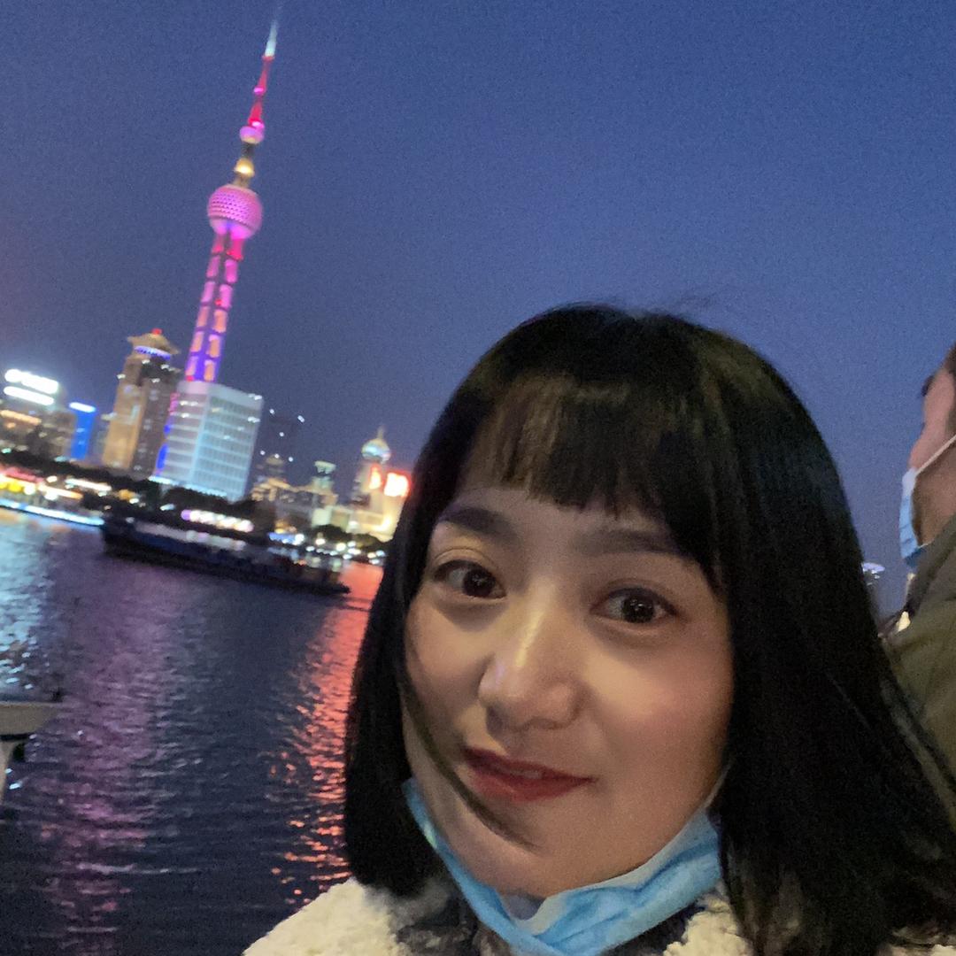 小陈大眼睛（拒绝连赞）