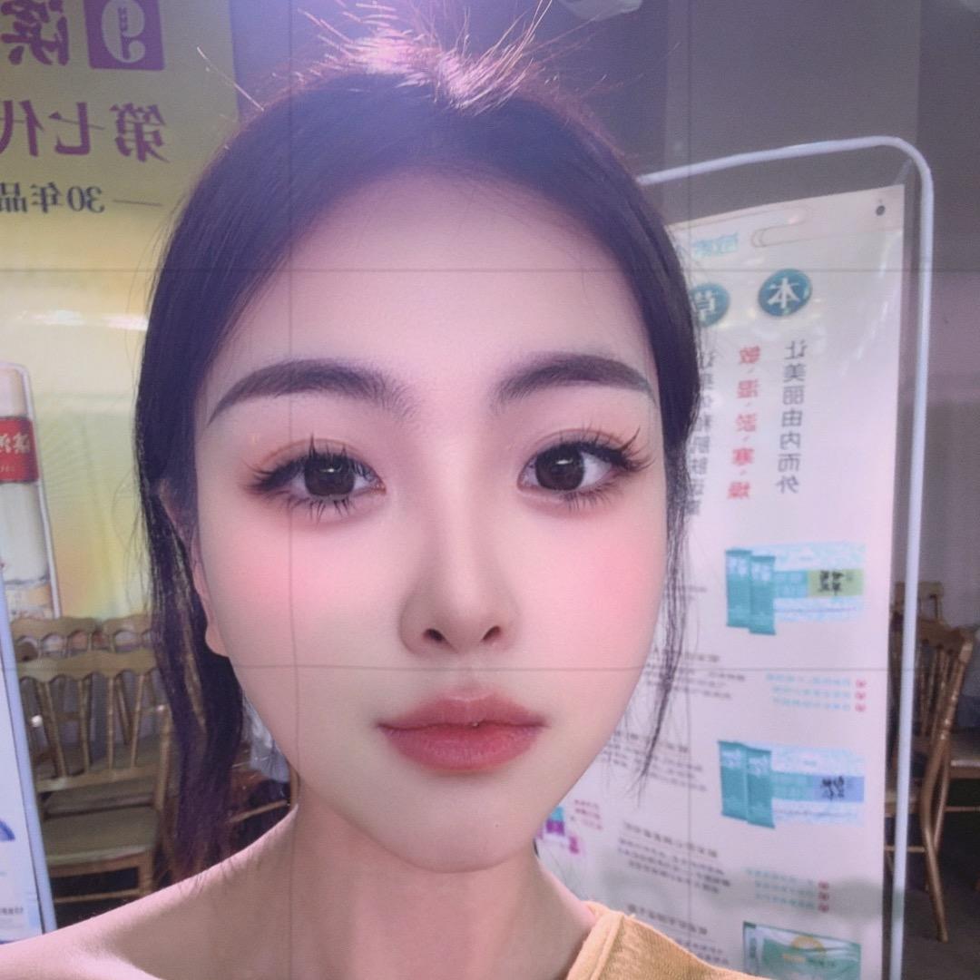 郭佰𬇕