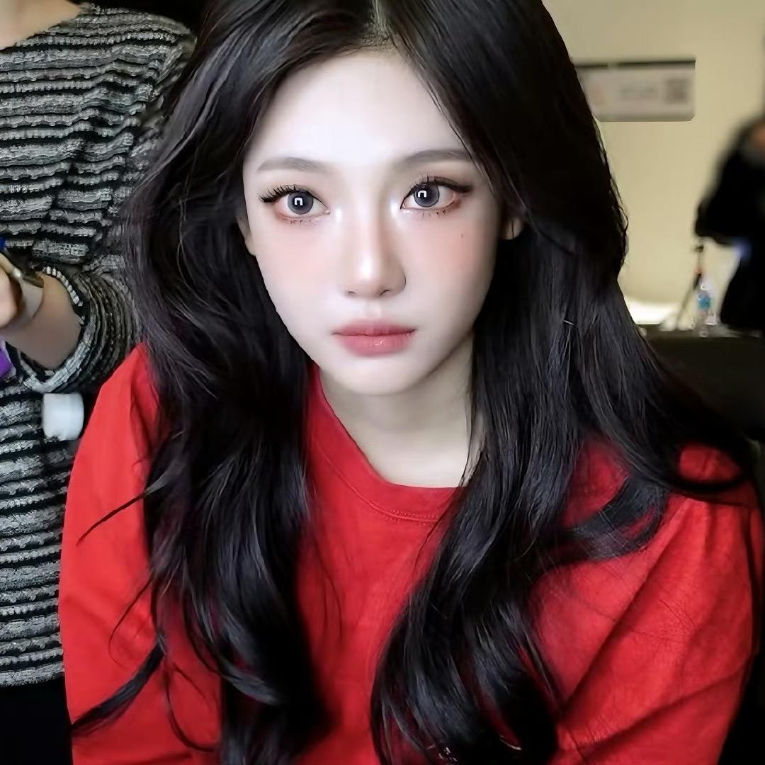 摆烂的丸阿绒℡