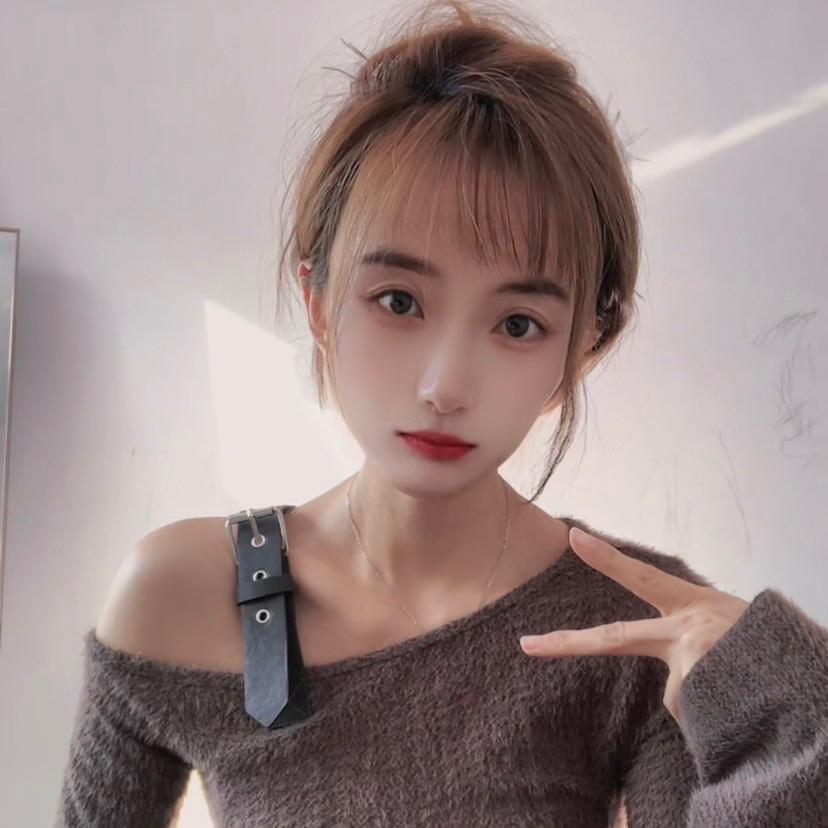 张小婷吖