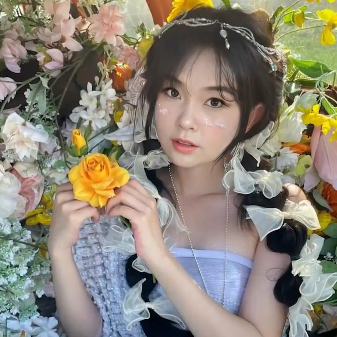 🐰小甜甜🐑💋🎼 ✨ ·ᰔᩚ๓