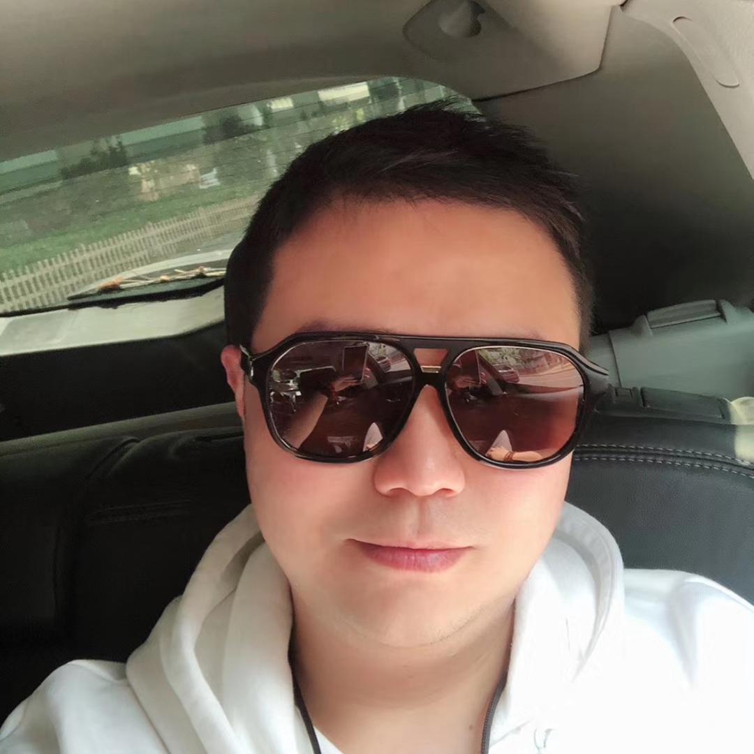 谢总不胖