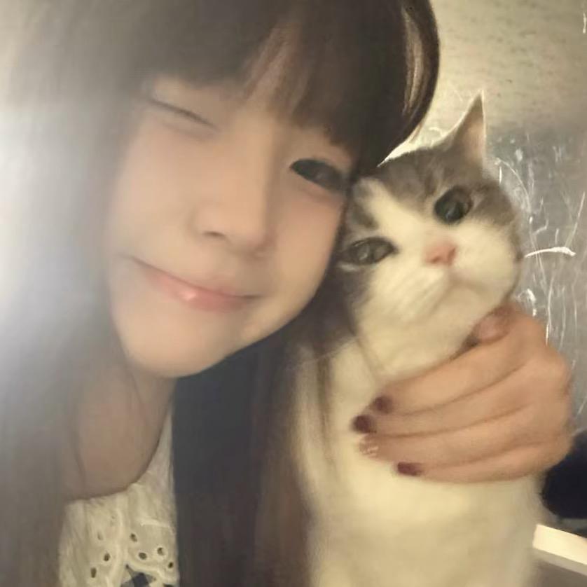 卖萌被打掉两颗门牙