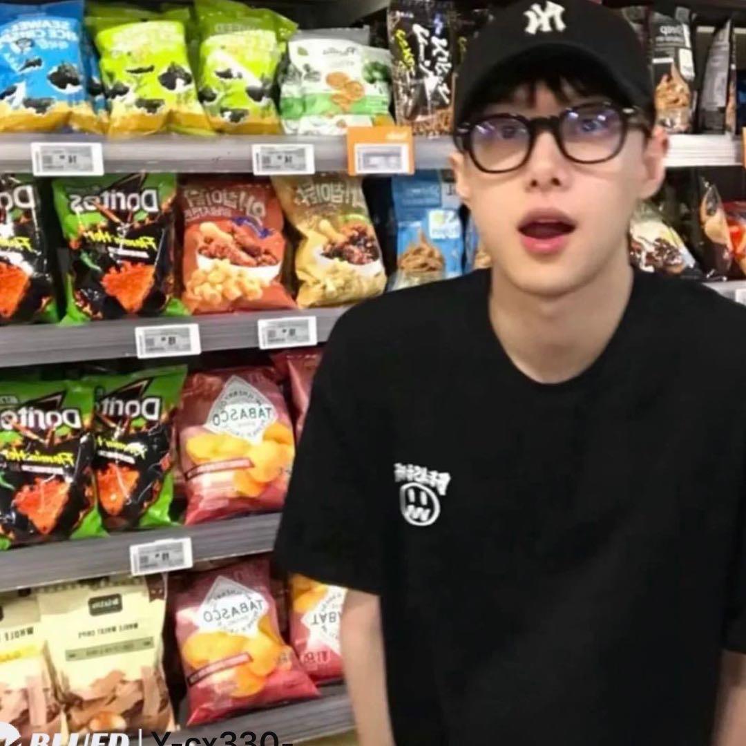 穿着马甲的羊🐑