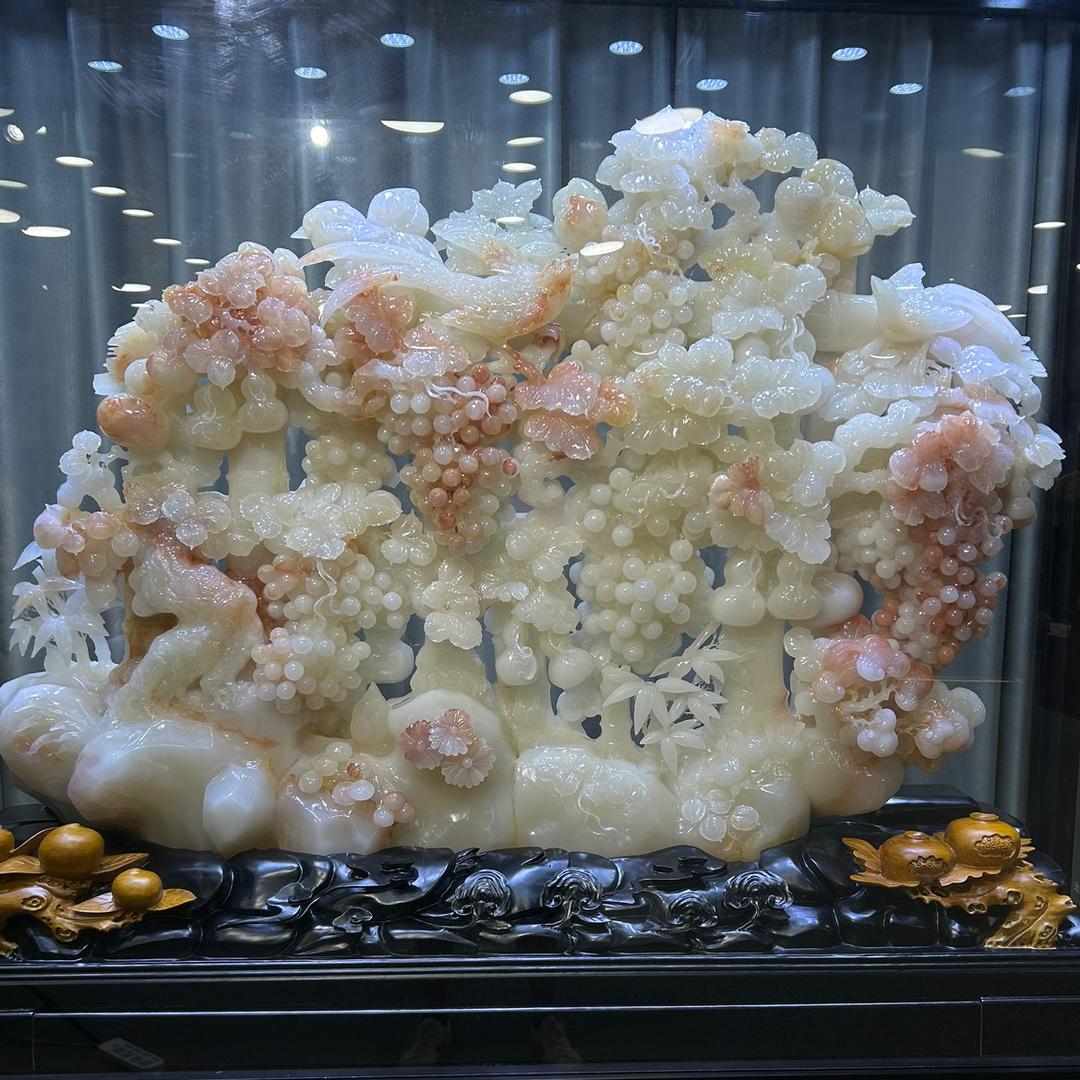塔星玉石摆件