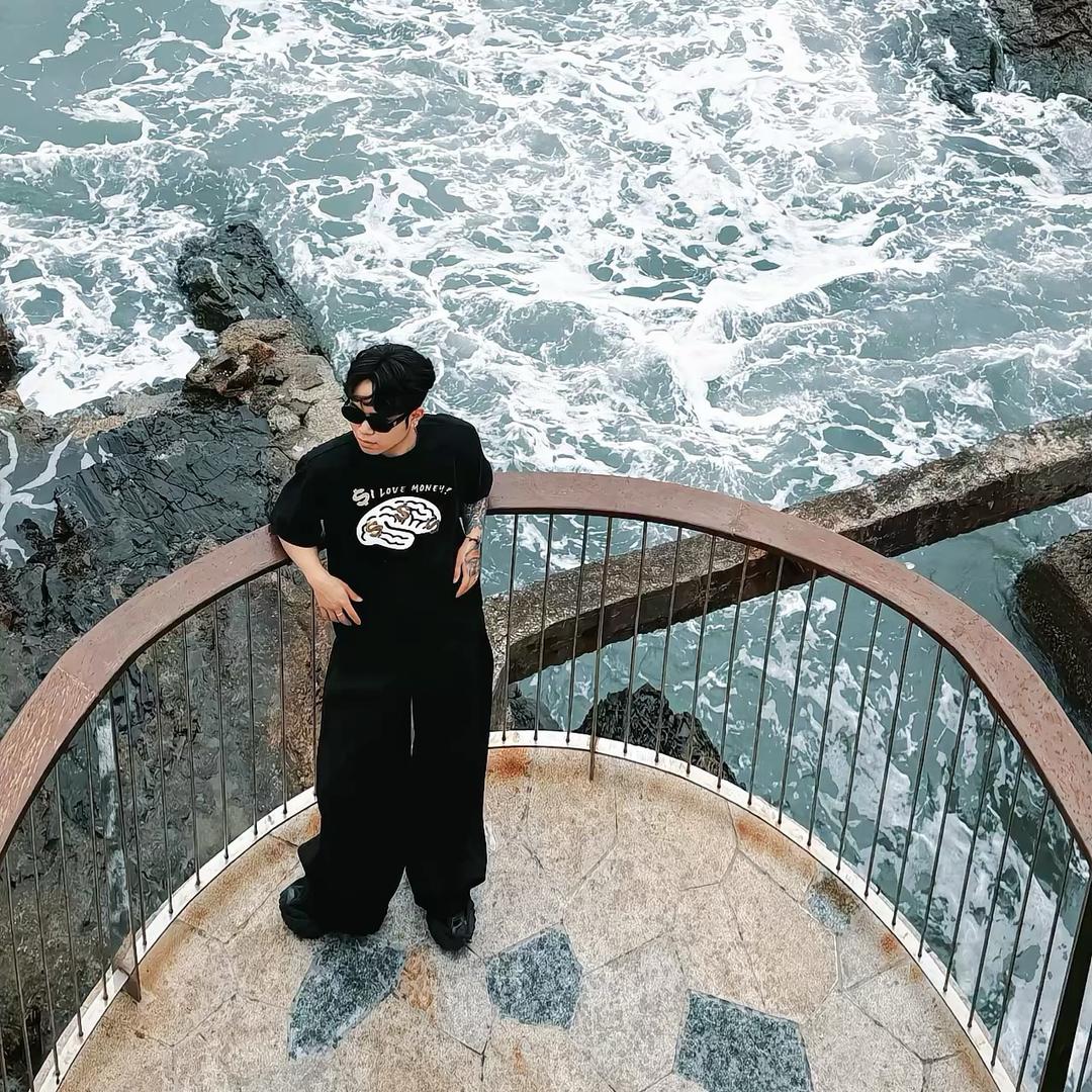 广安染发设计-小川