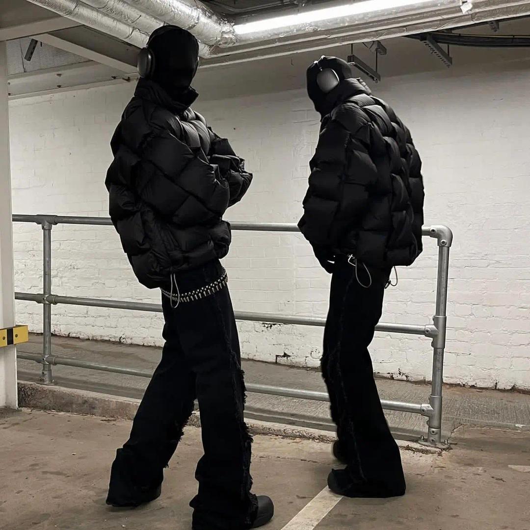 ￴￴ ￴￴ ￴ ￴￴ ￴￴ ￴