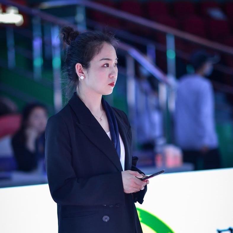 霏曼舞校任校长（27届艺考招募中）