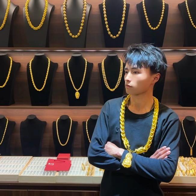 鑫鑫仿金饰品