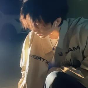 羽落.