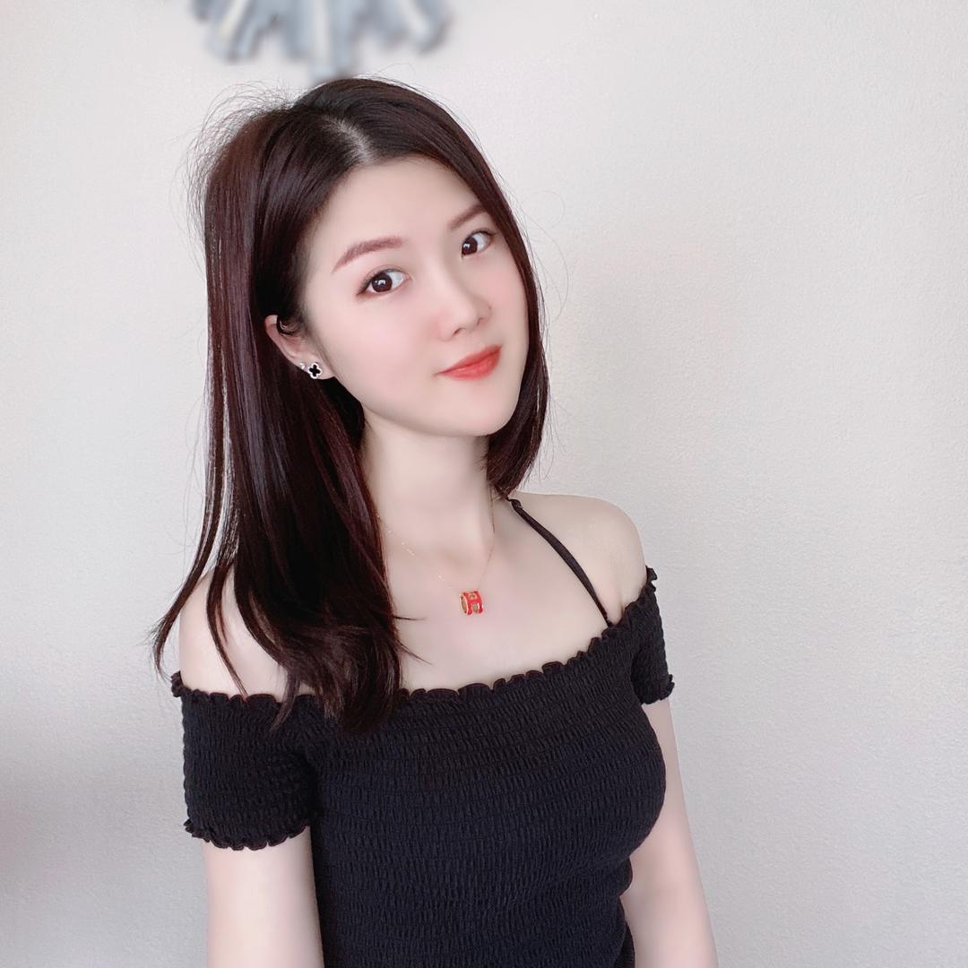 🇨🇳漂洋美国🇺🇸Emily🧸