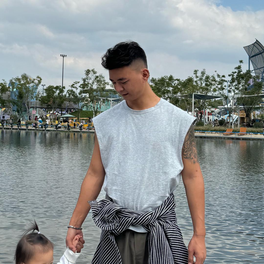 云飞（水果炸街）