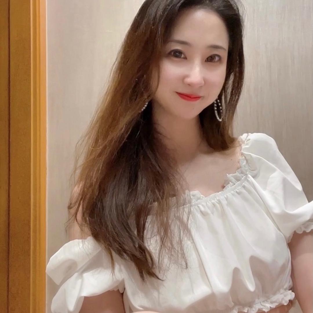 🍑满满小桃子