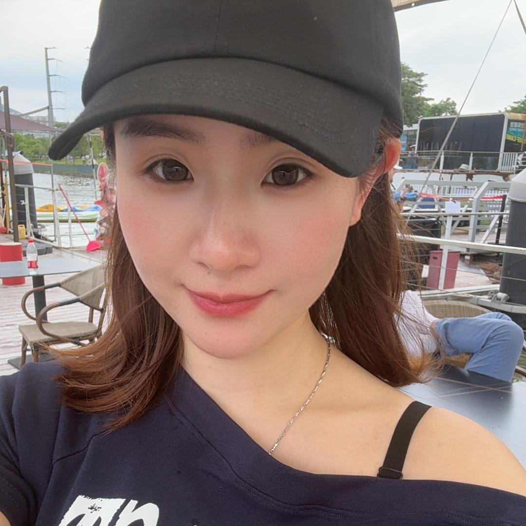 阿灵卖电脑（肇庆鸿达）