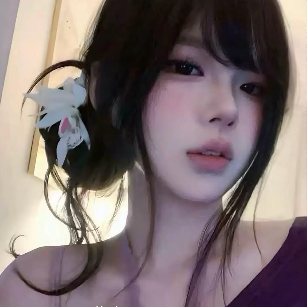 是小芊baby吖