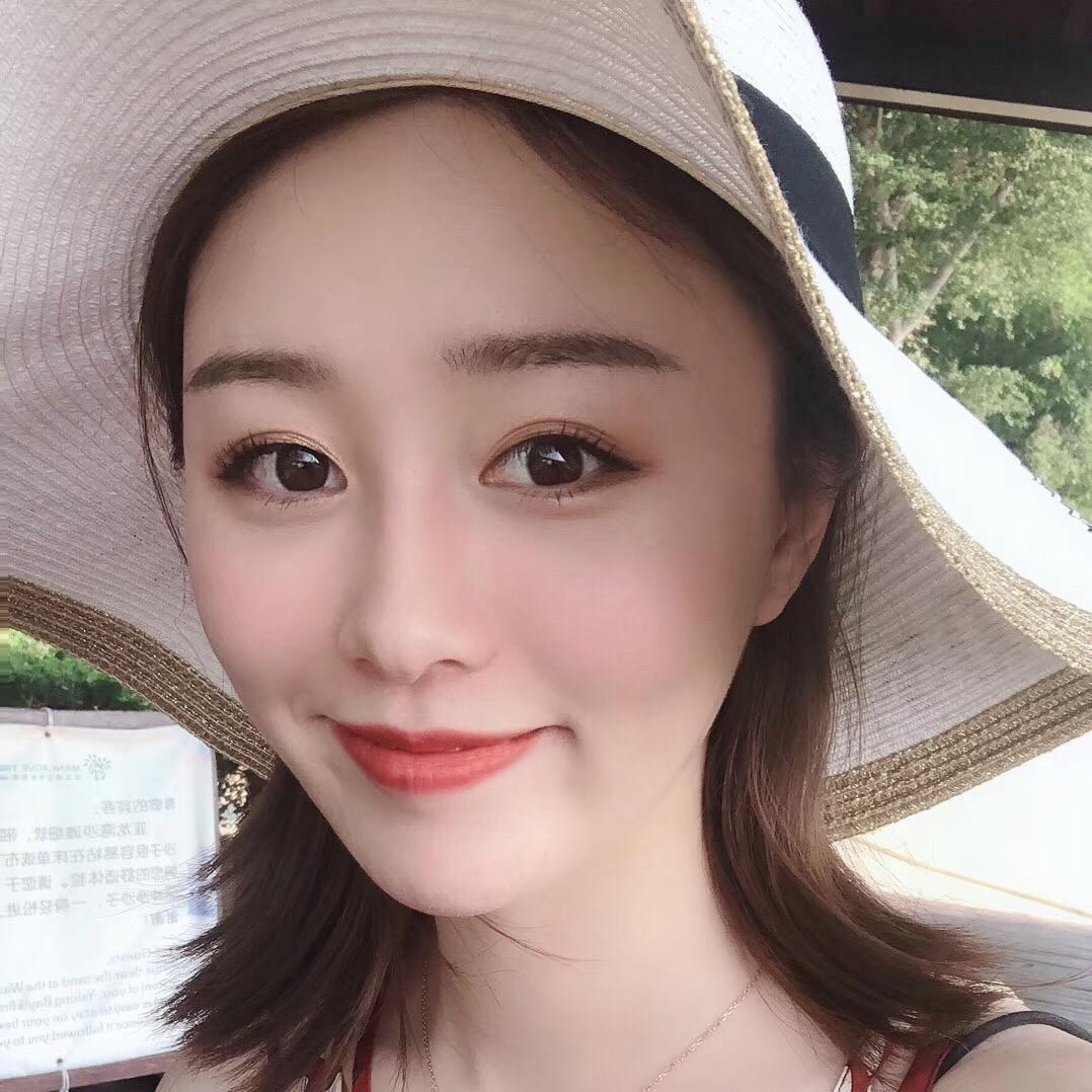 邱莹莹（直播甄选）