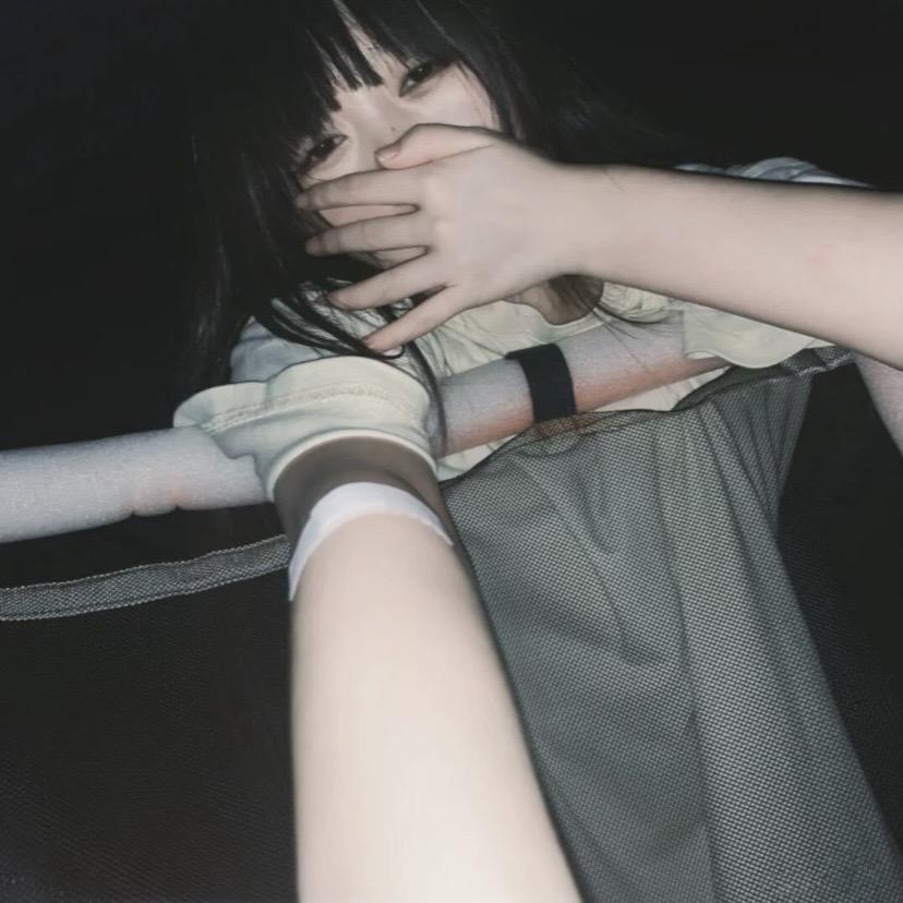 幸福就是有张床能睡觉