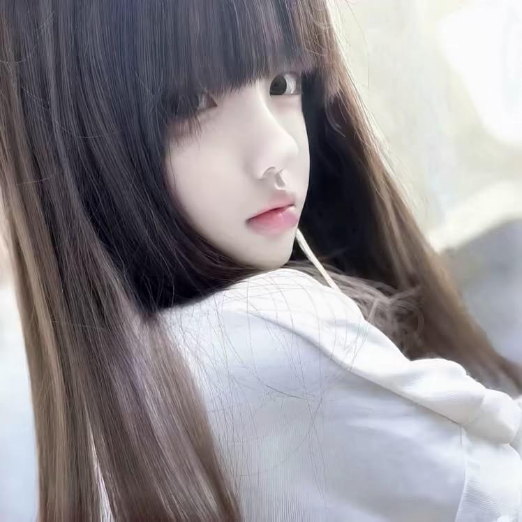 萌.^