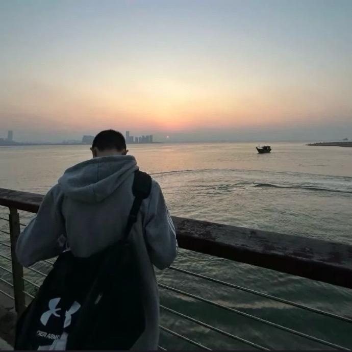 南太行崖柏工艺品店