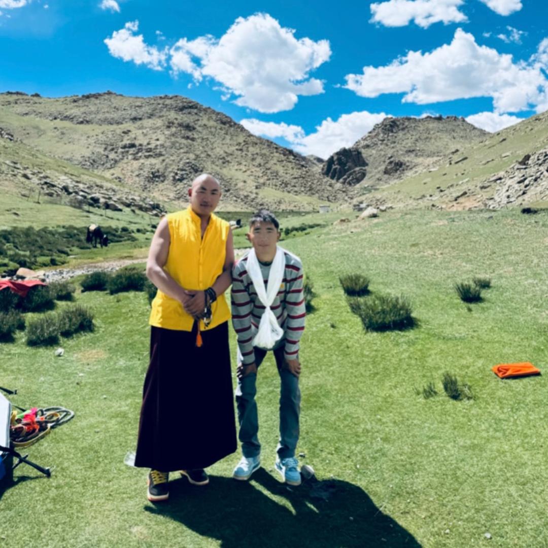 东嘎·【扎拉让阔】