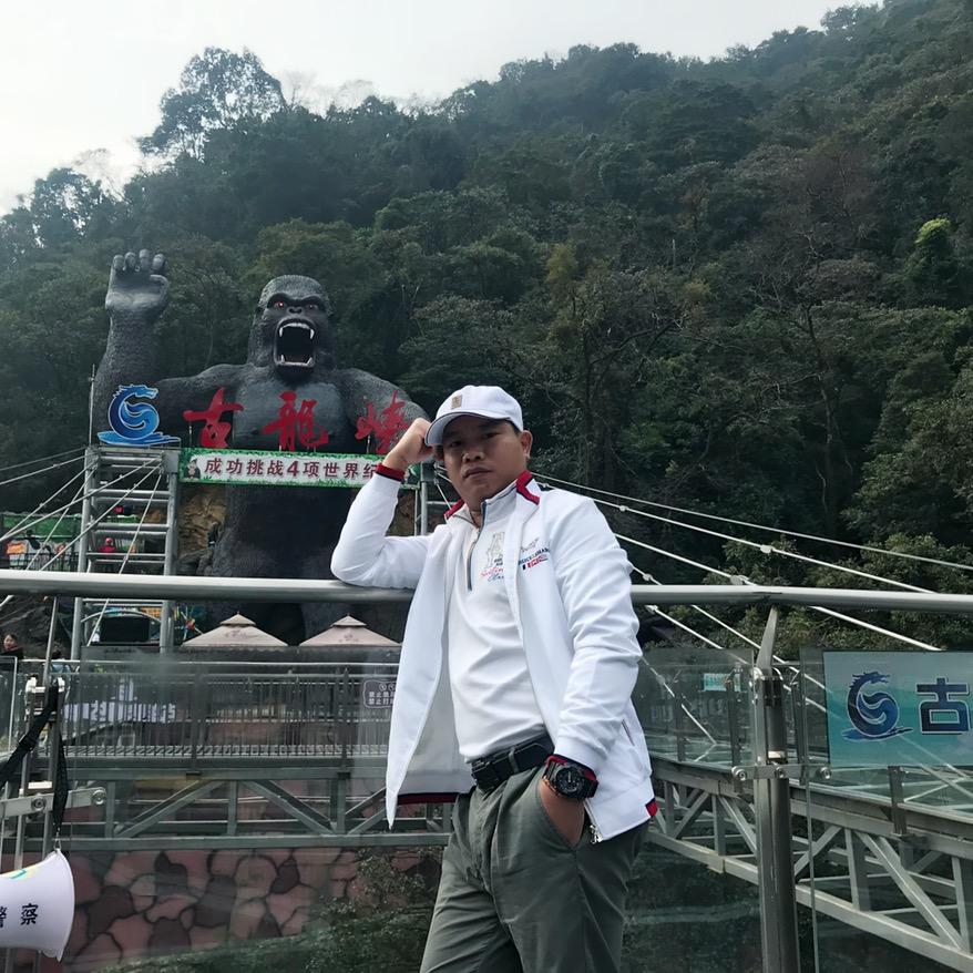 陈岳