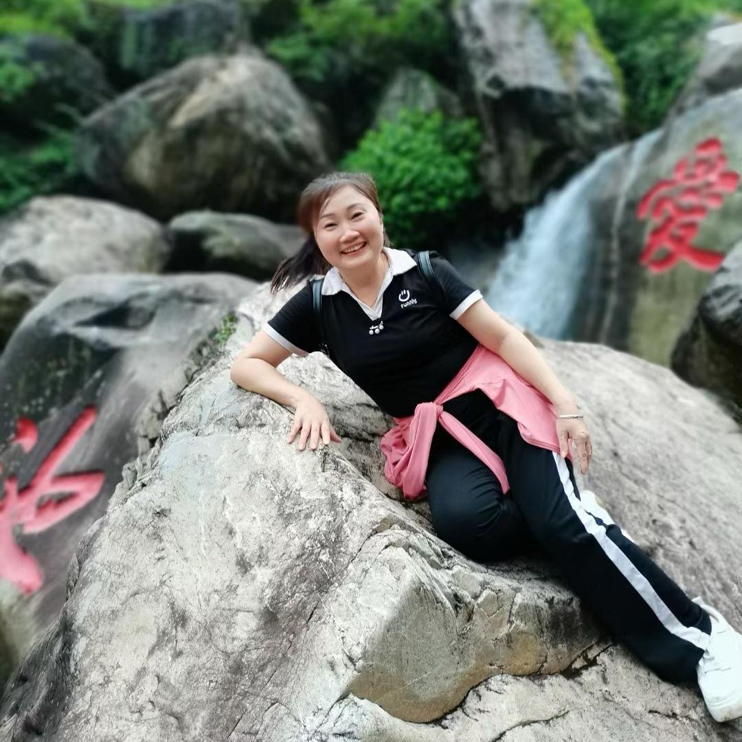 善心师姐（放生）