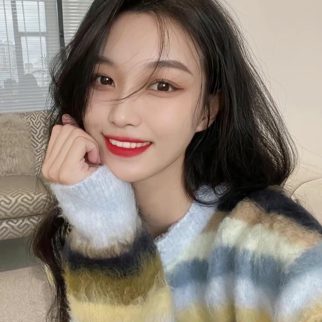 草莓酱小仙女