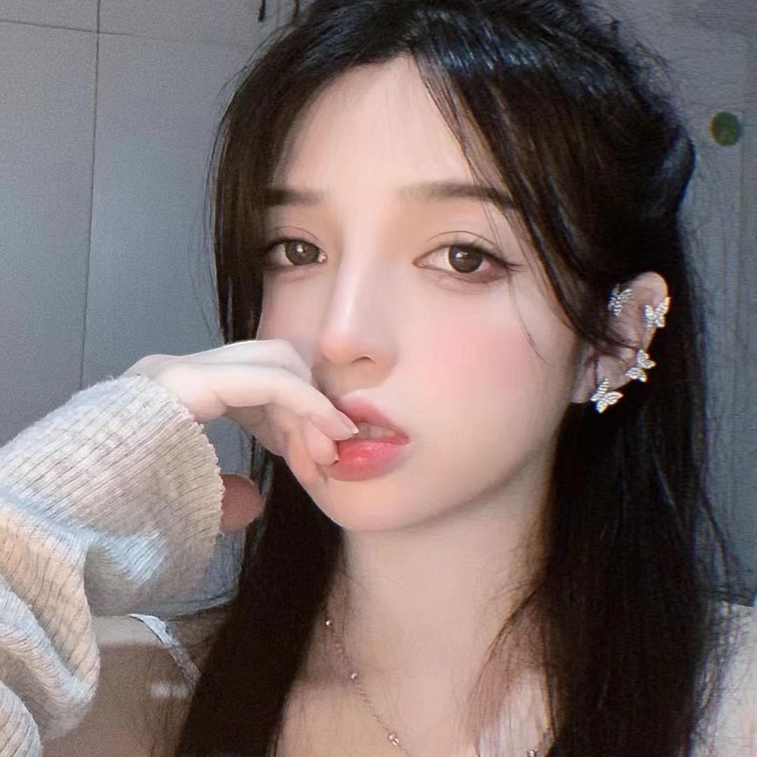 李玟希