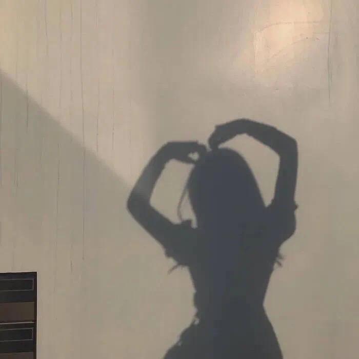 👑He～
