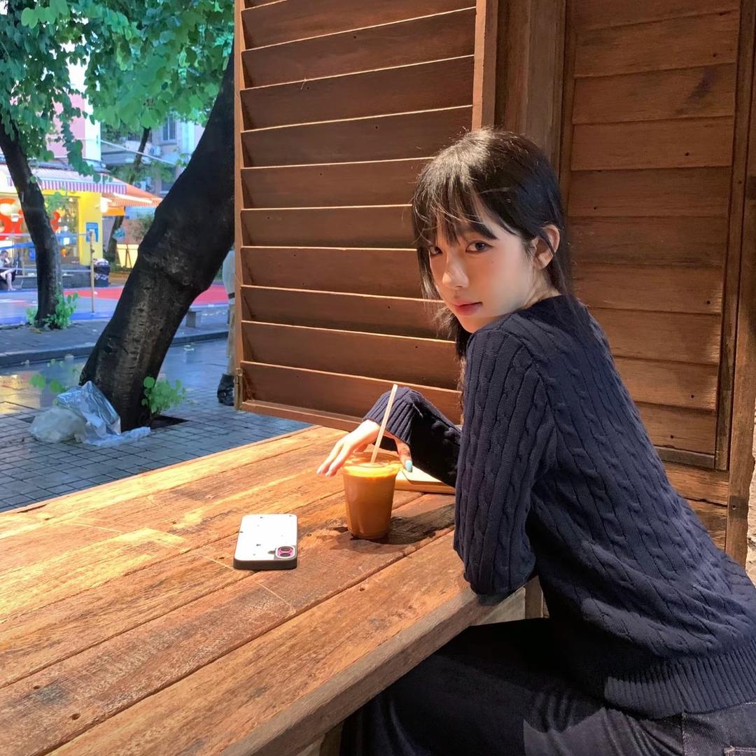 小猫.