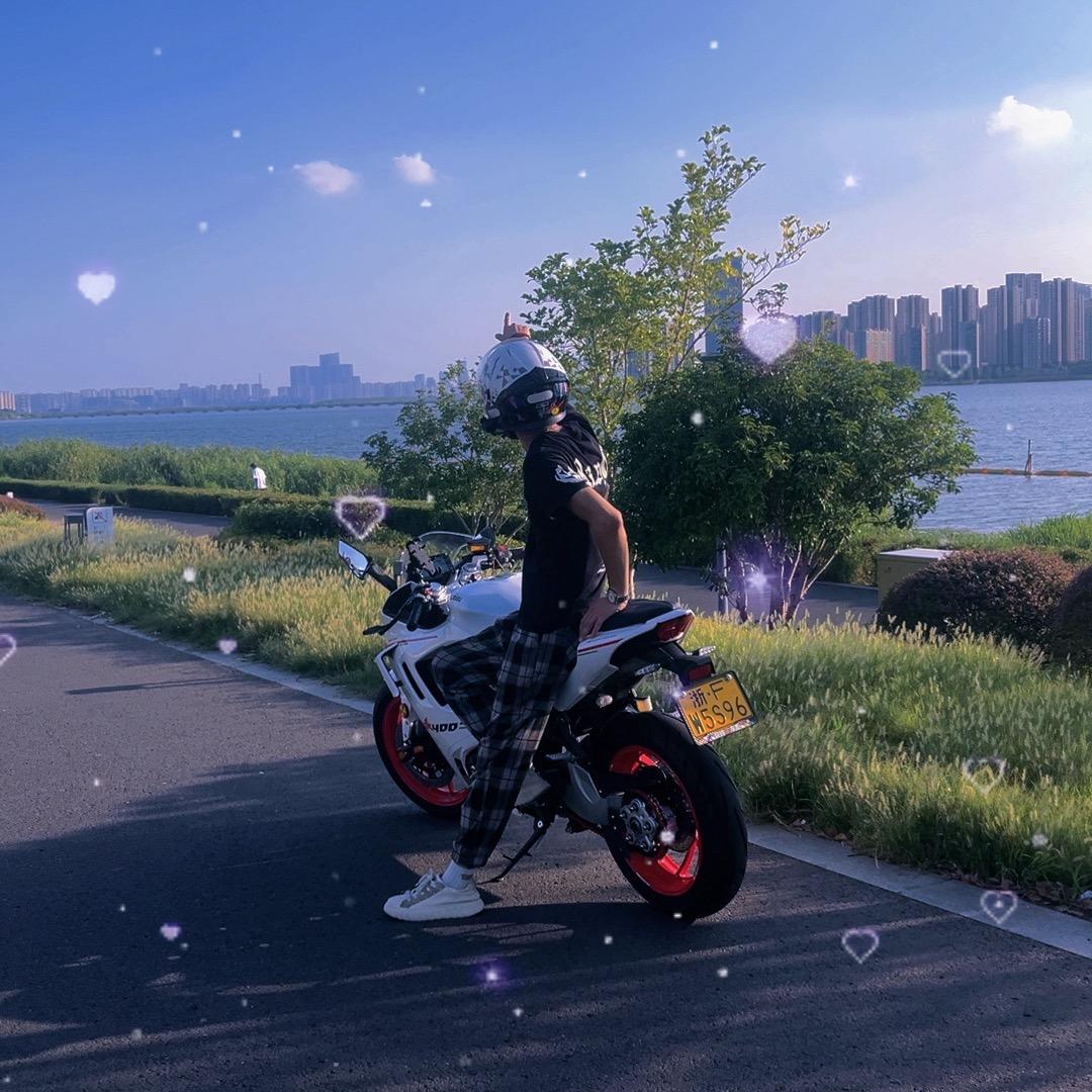 不骑车，我犯困😂