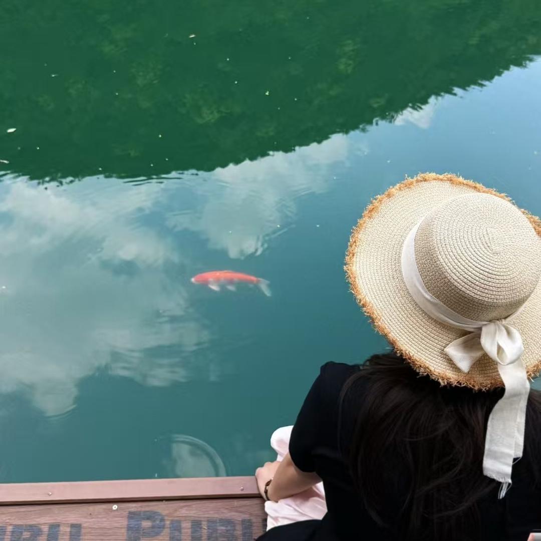 盈简品质女装