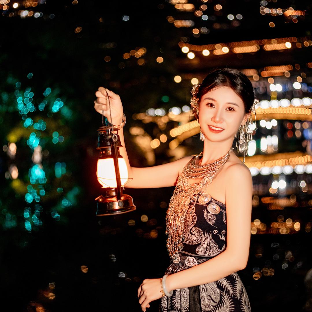 贵州苗苗