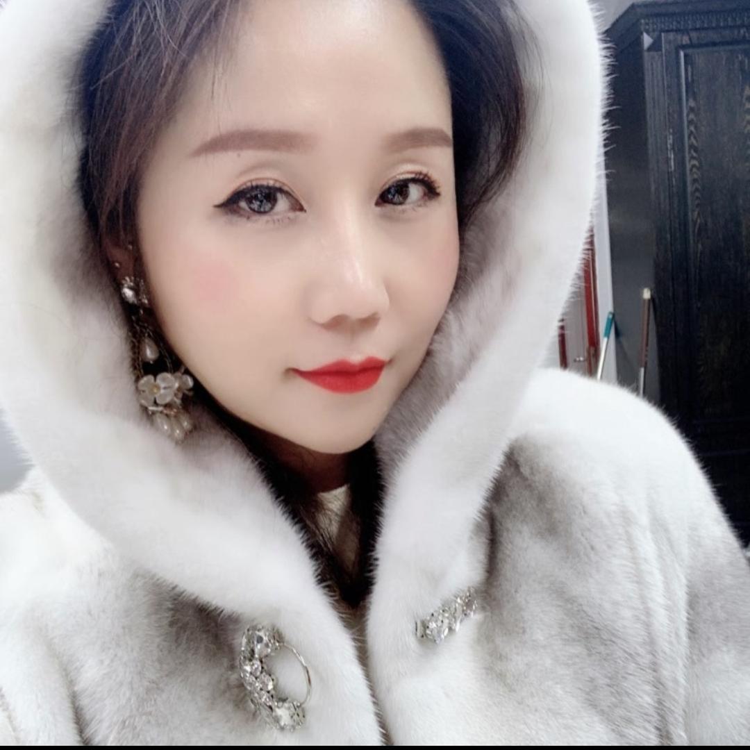 雪姐皮草定制