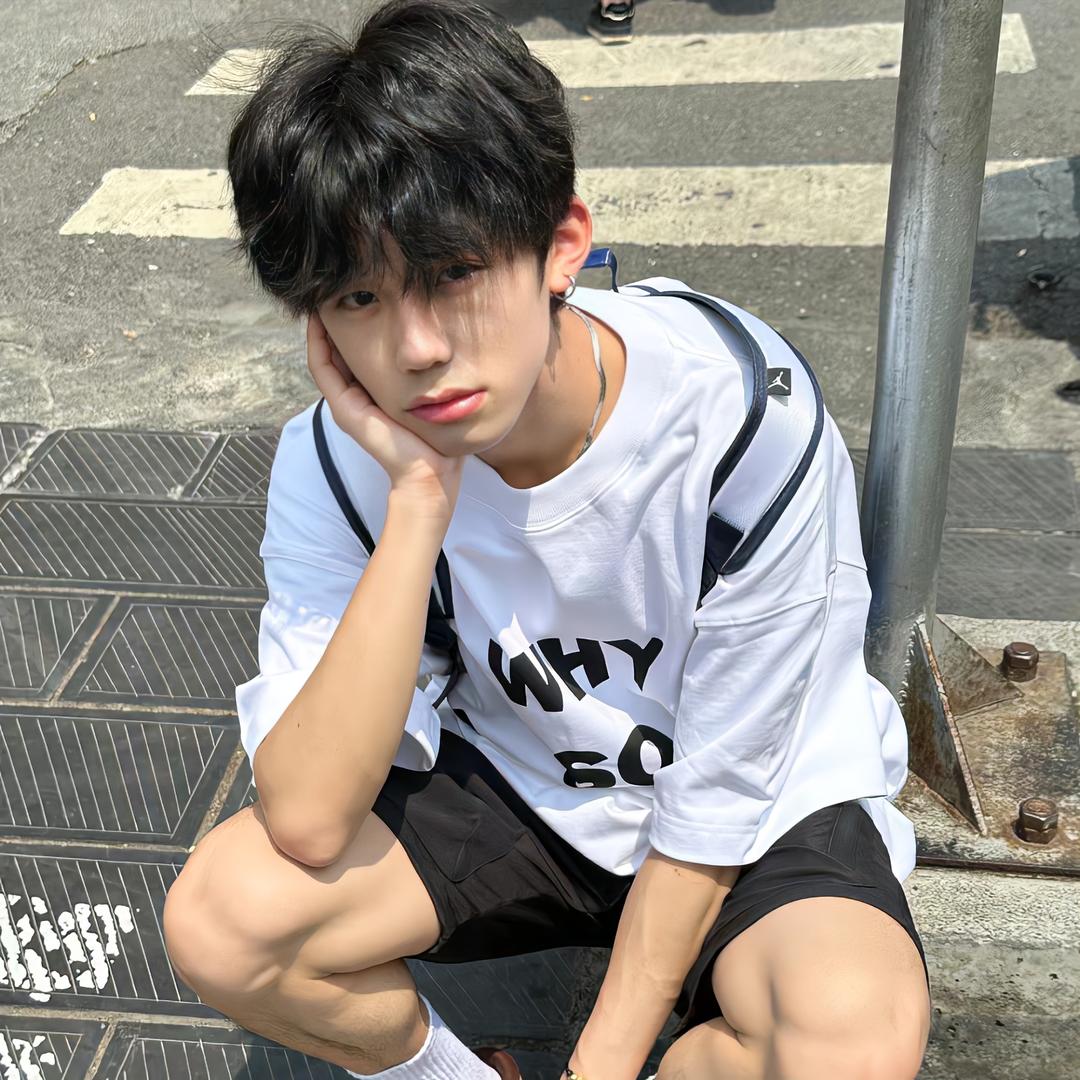 林秋逸（健身增肌版