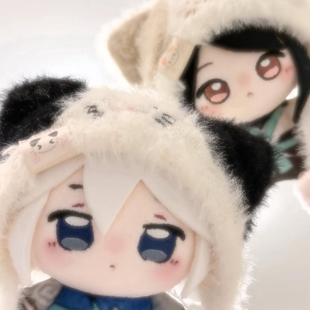 10 ︀